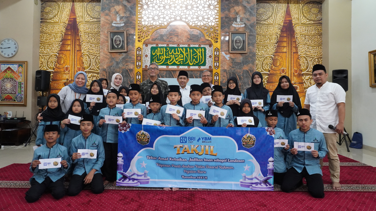 YKP BRI DAN YBM BRILiaN BERBAGI KEBAHAGIAN BERSAMA ANAK YATIM